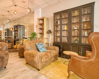 La Maison Hotel Mulhouse - Mulhouse - Lounge
