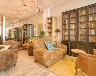 La Maison Hotel Mulhouse - Mulhouse - Lounge