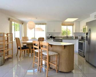 Ps Downtown Condominium - Palm Springs - Dapur