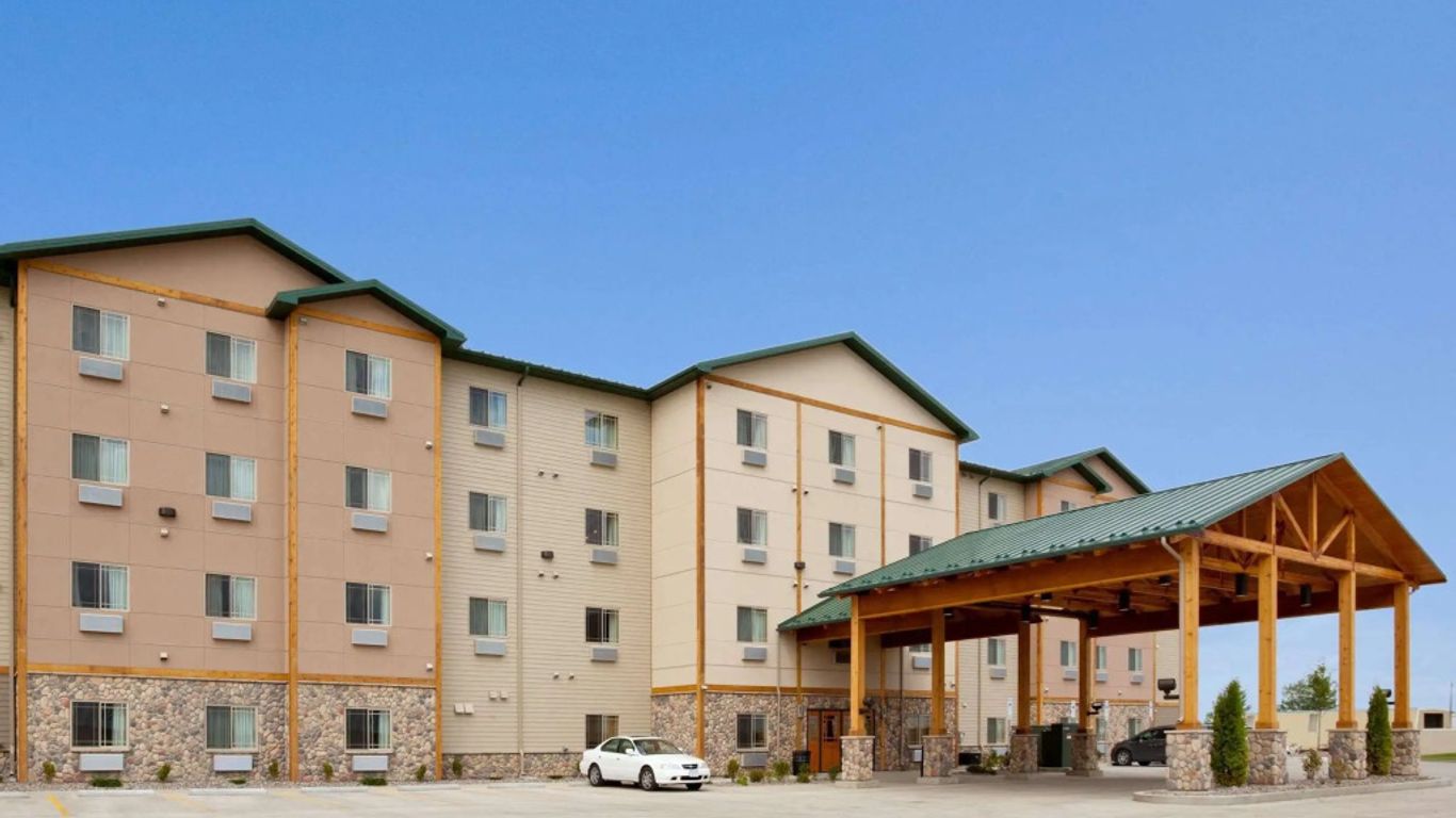 Hawthorn Extended Stay by Wyndham Minot