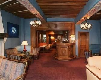 Hôtel de la Poste à Avallon, Bourgogne - Avallon - Lounge