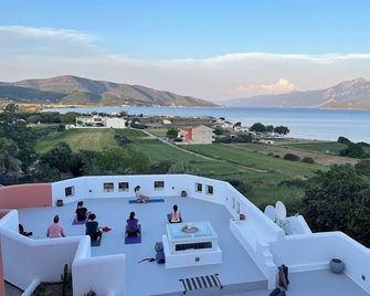 Nisea Hotel Samos - Samos
