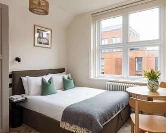 Fivem West Hampstead - South - London - Bedroom