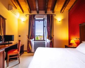 Hotel Villa Lauri - Neive - Bedroom