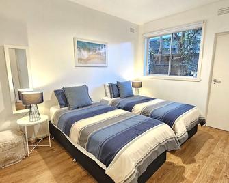 Chic central St Kilda 2 bed 8 mins walk to beach - St Kilda - Quarto