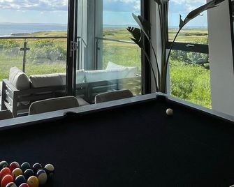 The Links 40. An Apartment With Spectacular sea Views - Porthcawl - Balkon