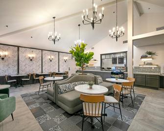 Cottage Inn by the Sea - Pismo Beach - Restaurant
