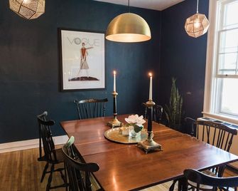 Historic General Lewis Inn - Lewisburg - Essbereich