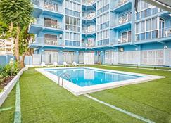 Apartamentos El Velero - Torremolinos - Pool