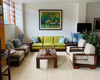 Hotel Acosta - Iquitos - Living room