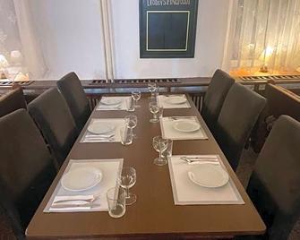 Hotel-Penzion Johanka - Loučná - Restaurante