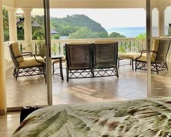 Beautiful 5-Bedroom Villa Ashiana in Marigot Bay villa - Marigot Bay - Balcony