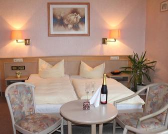 Hotel Adlerhof - Tauberbischofsheim - Schlafzimmer