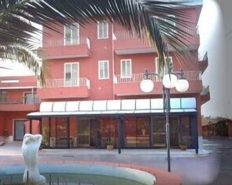 Cordial Hotel - Comiso - Edificio