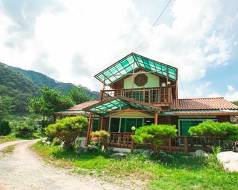 Yeongdeok Yeoulmok Pension - Yeongdeok - Edificio