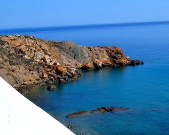 Golden Beach Resort Anafi - Anafi