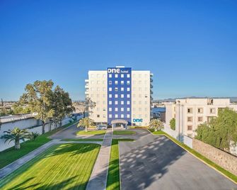 One San Luis Potosi Glorieta Juarez - סן לואיס פוטוסי - בניין