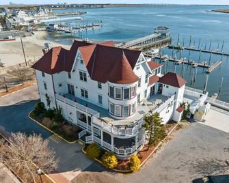 Frank Sinatra Suite - Tavern On The Bay - Somers Point - Building