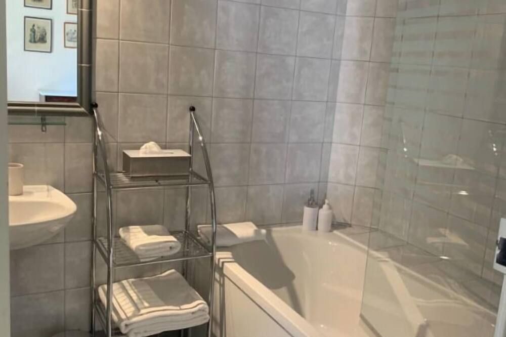 Chambres d'hôtes Maison Redon - Bouzies - Baño