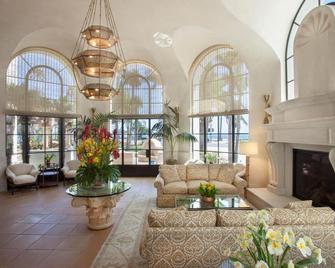 Santa Barbara Inn - סנטה ברברה - לובי