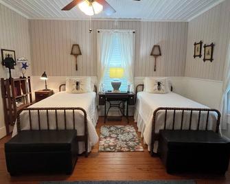 Guest House at the Brown Ranch - La Grange - Ložnice