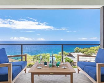 Brand New Oceanfront Home - Enjoy Fabulous Sunsets & Whale Watching! - Waimea (Big Island) - Balcony