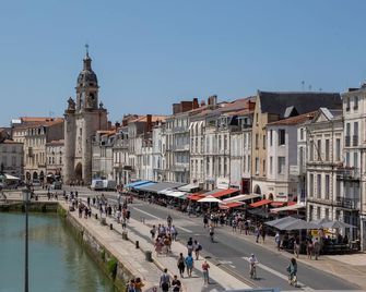 Hôtel La Tour de Nesle La Rochelle Vieux Port - לה רושל
