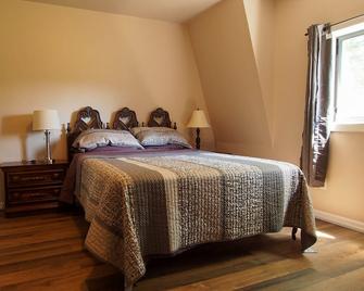 Private Cottage in Cobble Hill - Central location - Cobble Hill - Bedroom