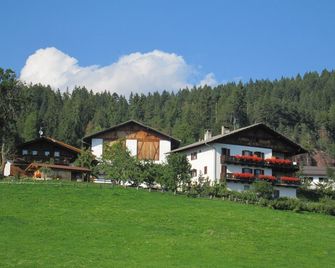 Farm holidays Rotsteinhof - Verano/Vöran - Gebouw