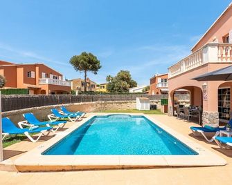 Itsasalde 3 Bedroom Villa, Cala'n Blanes - Ciutadella de Menorca - Pool