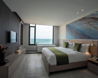 Beverly Beach Hotel - Jounieh - Slaapkamer