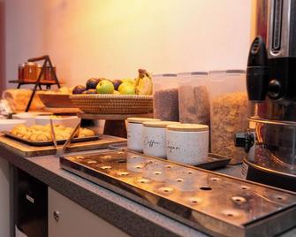 Urban Nomad - Potts Point (18 - 39 only) - Sídney - Buffet