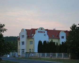 Fonix Hotel - Bük - Building