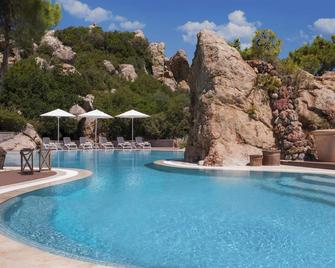 D Resort Ayvalik Murat Reis - Ayvalik - Pool