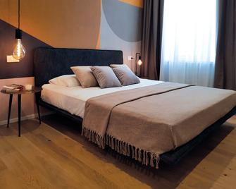 Ar Boutique Apartments - Bergamo - Bedroom