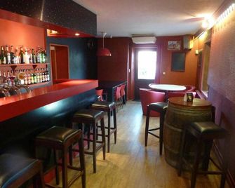 Hotel Restaurant L'angelus - Saulxures-sur-Moselotte - Bar
