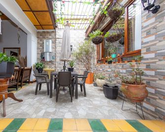 Ayenda Sarayu House - Medellín - Terasa
