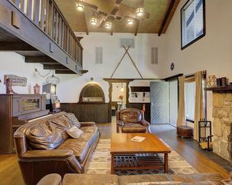 The Ranch House at Shay Meadows by Big Bear Vacations - Big Bear