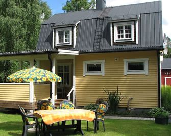 Stuga på Brattmon - Sysslebäck - Patio