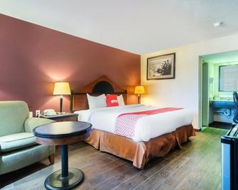 OYO Hotel Blytheville Ar I-55 - Blytheville - Bedroom