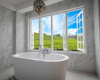 Villa Tea Fields - Nuwara Eliya - Bathroom