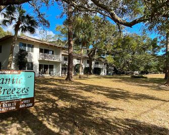 Atlantic Breeze #2 - Jekyll Island - Edificio