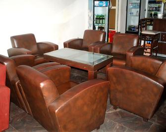 Grand Inn & Suites - Ijebu Ode - Lounge