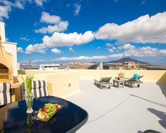 Love Nest Villa - Akrotiri - Balkon