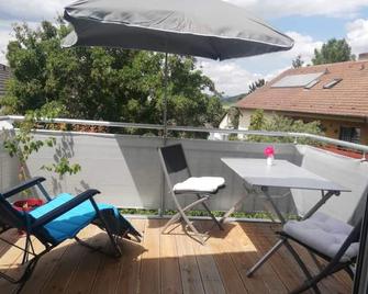 New Modern Apartment Lara - Bad Neustadt an der Saale - Balkon