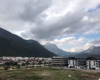 Yücemek Apart - Antalya - Outdoors view