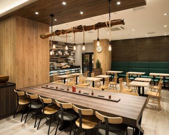 Nest Hotel Hakata Station - Phu-ku-ô-ka - Bar
