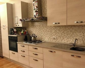 Appartamenti Portavenezia - Padua - Cocina