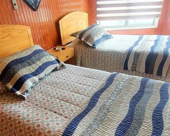 Hostal Galvarino Puerto Natales - Puerto Natales - Bedroom