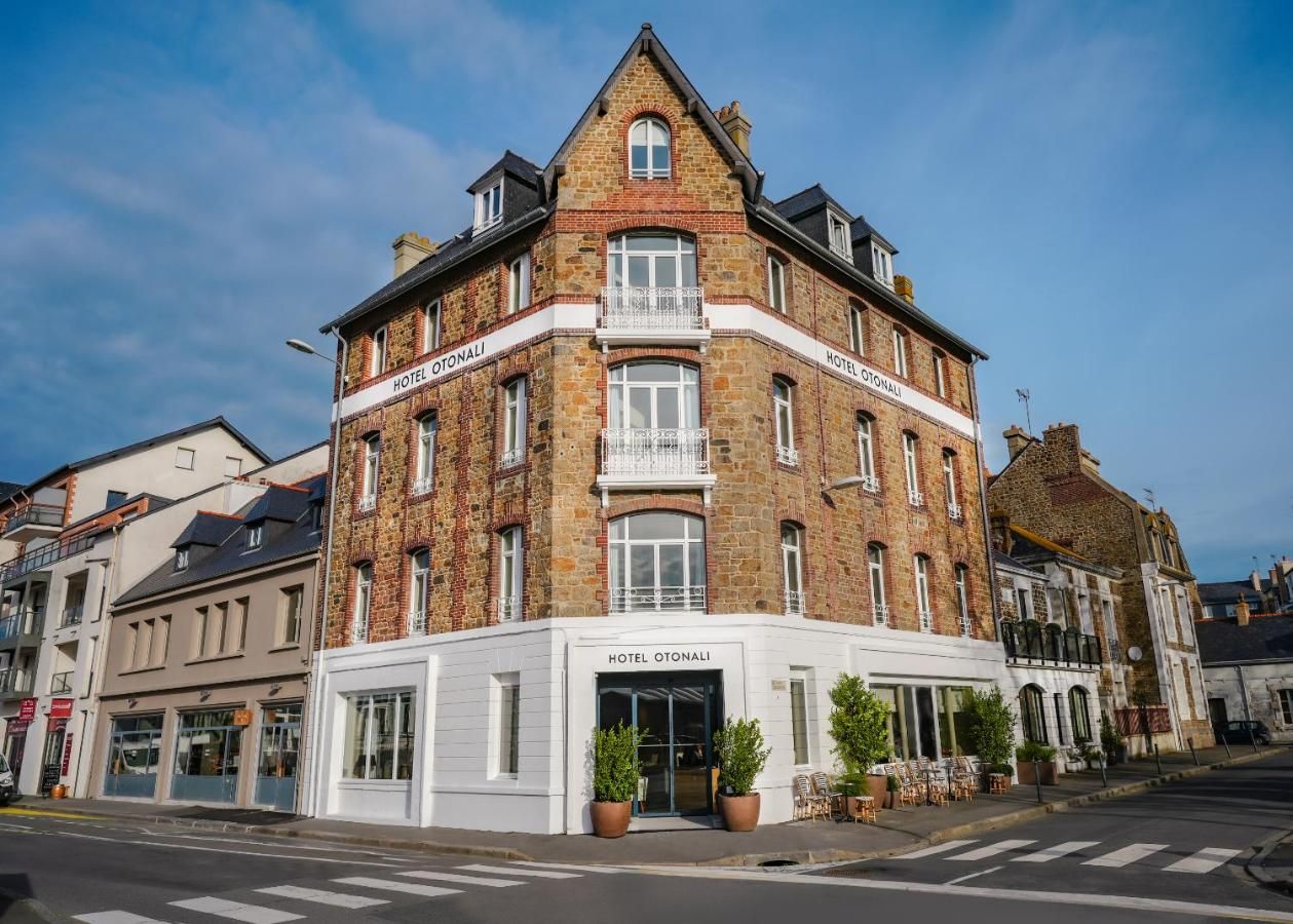 Aubade Hotel thumbnail 3